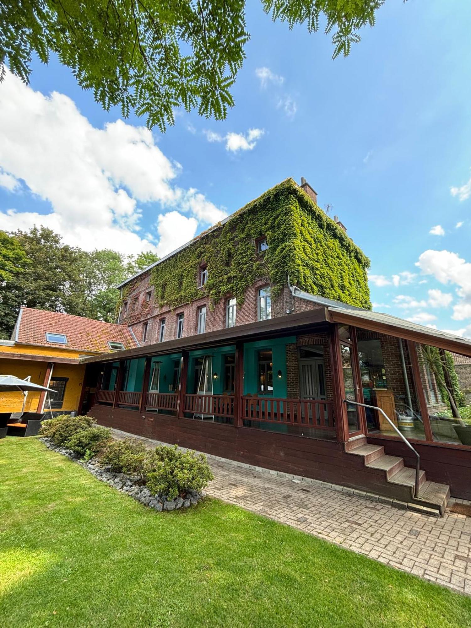 Logis Hotel-Restaurant - Le Moulin D'Artres Екстериор снимка