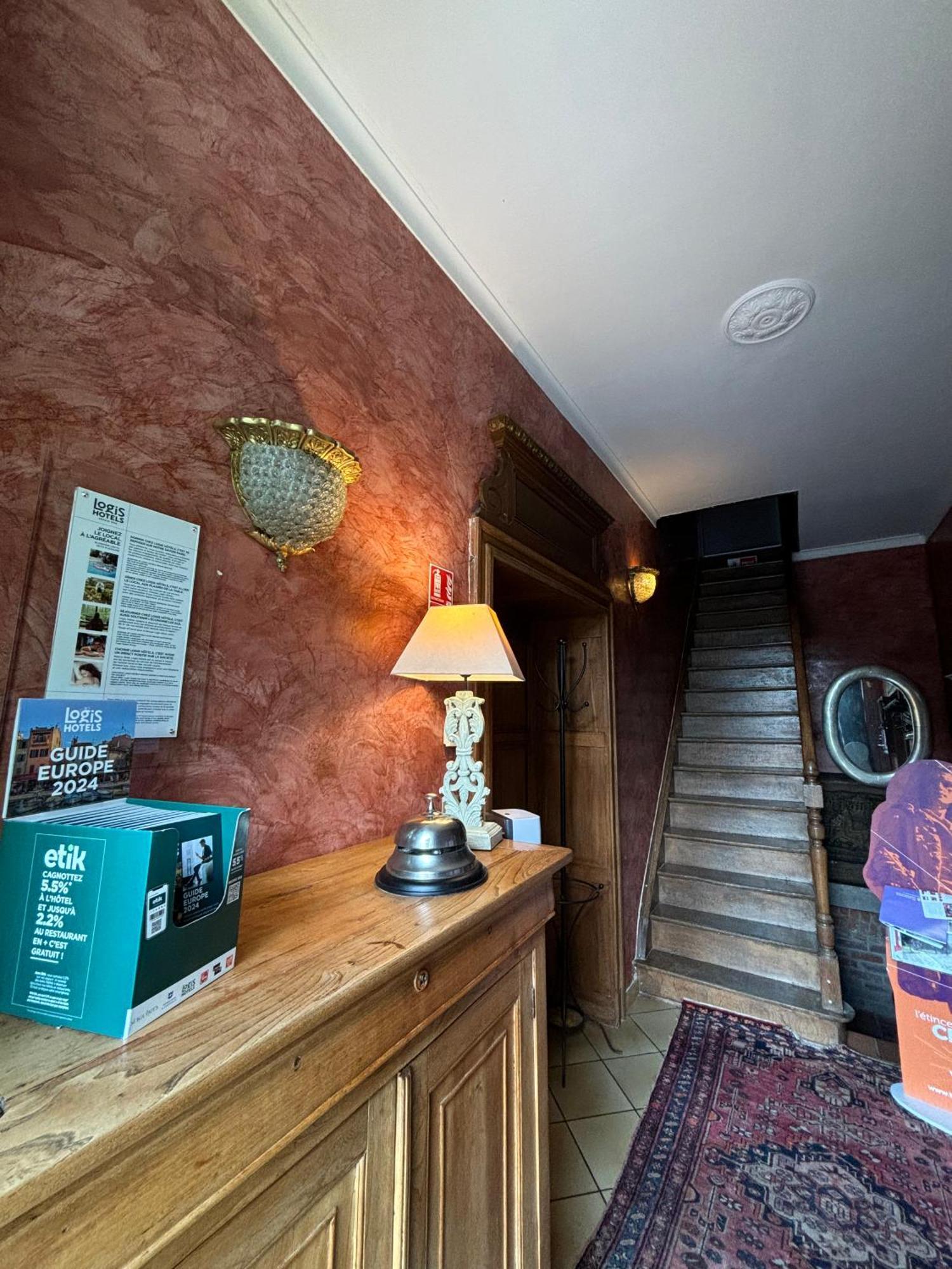 Logis Hotel-Restaurant - Le Moulin D'Artres Екстериор снимка
